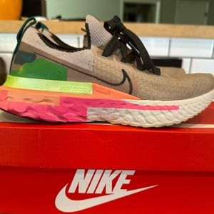 Nike react infinity running shoes
